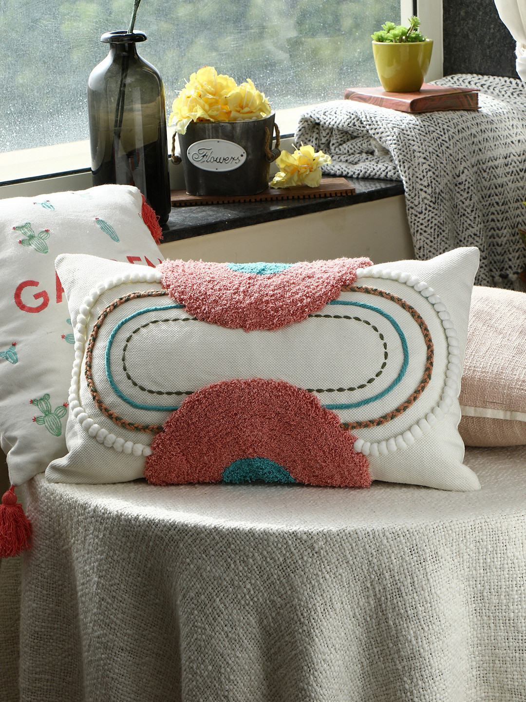 

HERE&NOW White & Rust Rectangle Cotton Cushion Covers