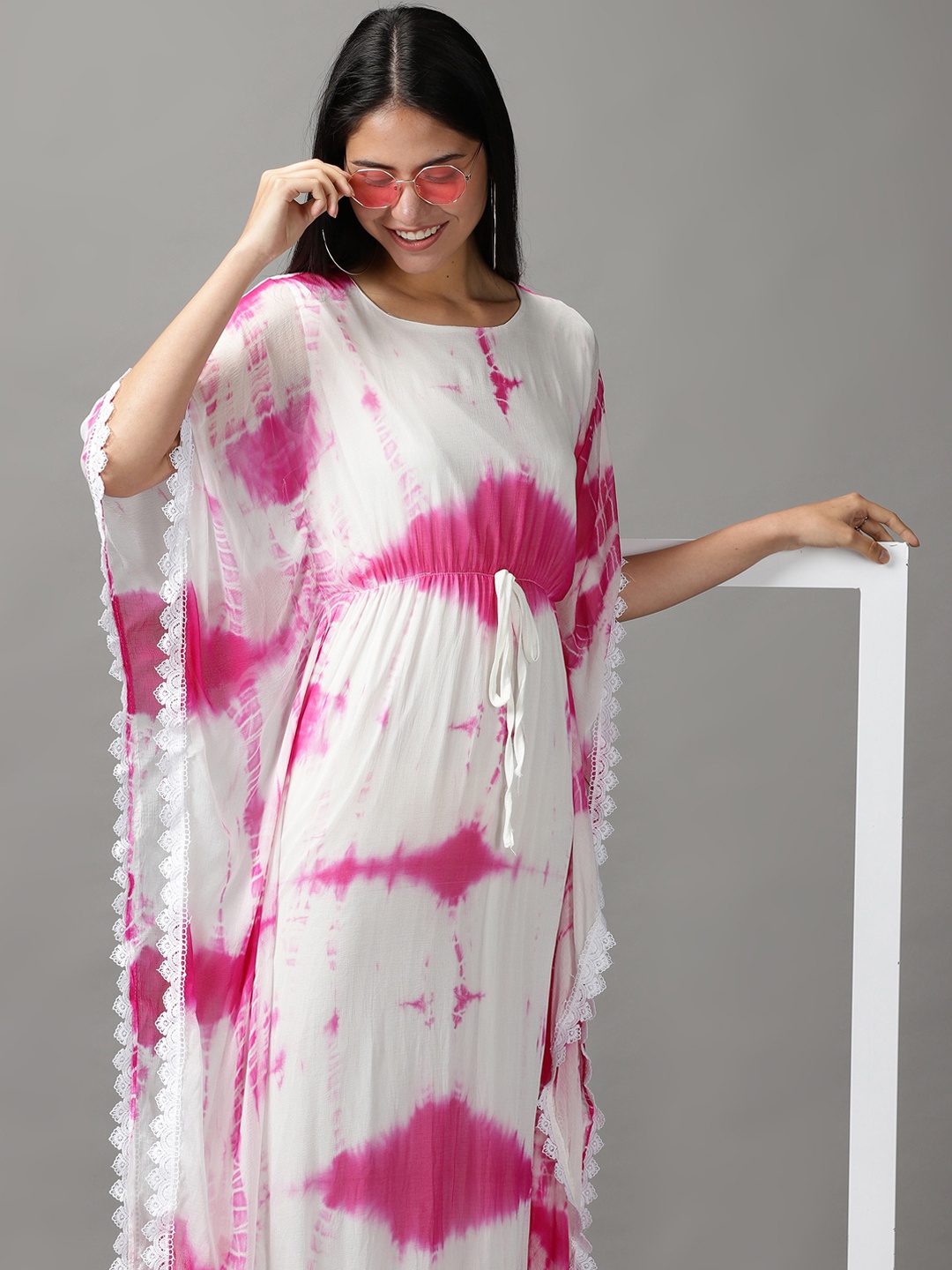 

SHOWOFF Women White & Pink Tie and Dye Dyed Kaftan Maxi Dress