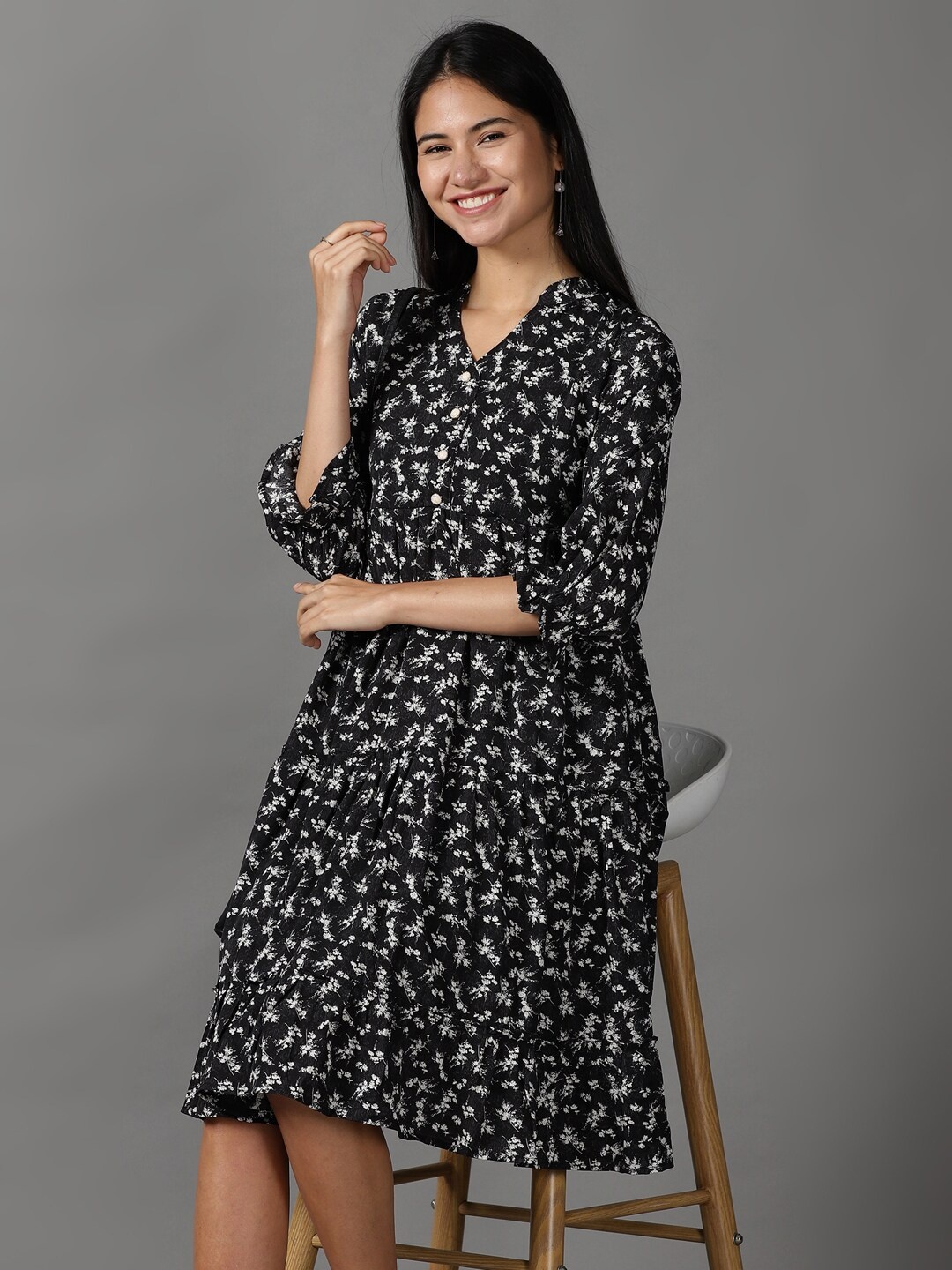

SHOWOFF Women Black Floral Printed Fit & Flare Dress