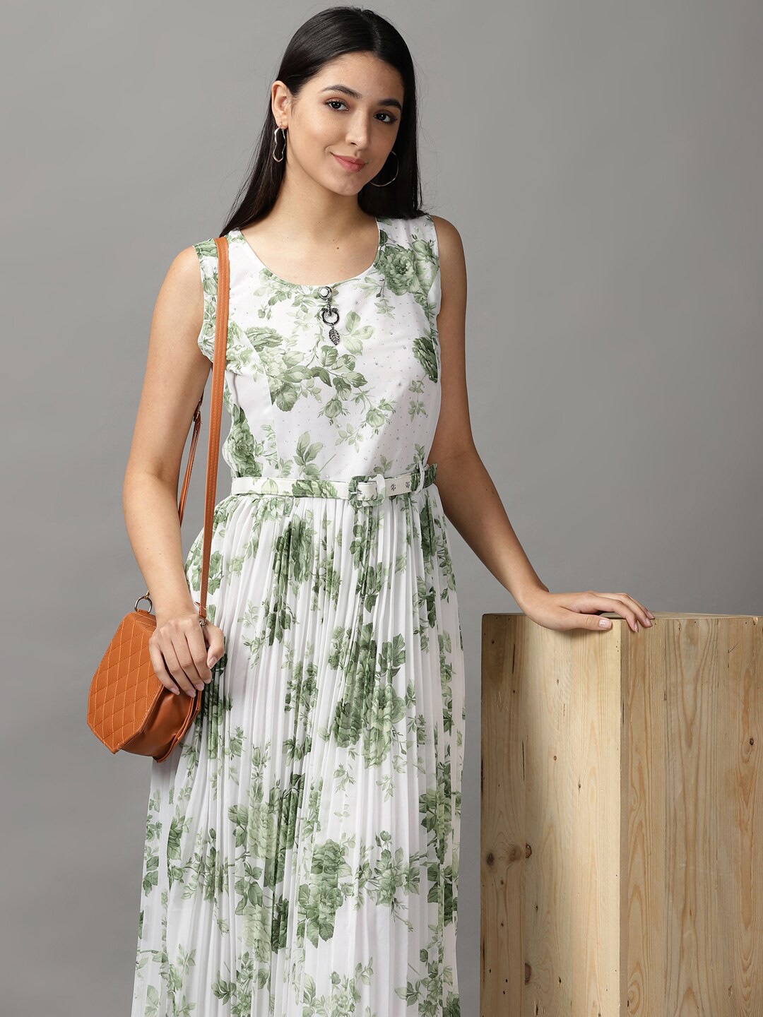 

SHOWOFF Women White & Sea Green Floral Maxi Dress