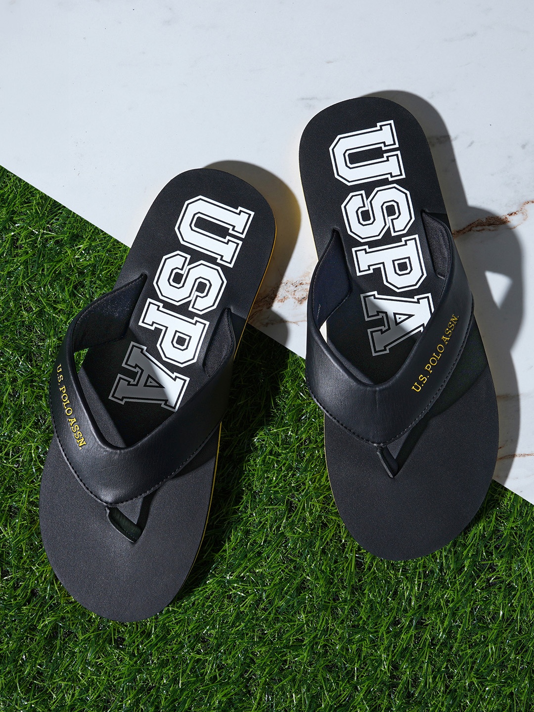 

U S Polo Assn Men Printed Drega Thong Flip-Flops, Black