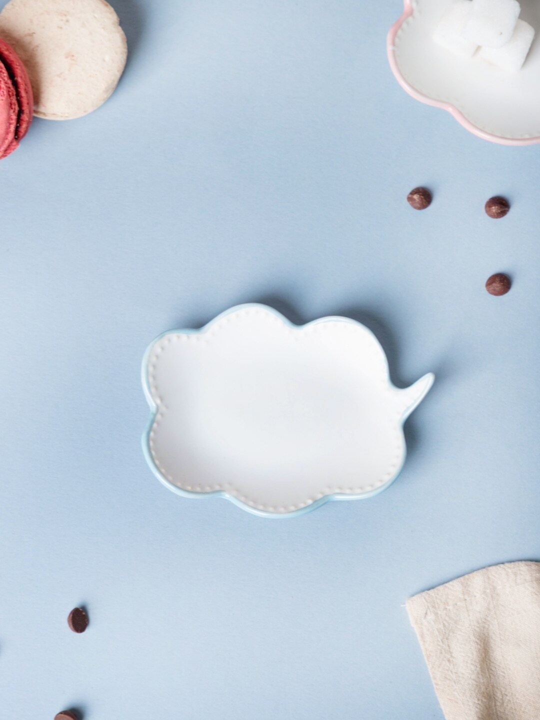

Nestasia White & Blue Textured Microwave Safe Ceramic Glossy Plate