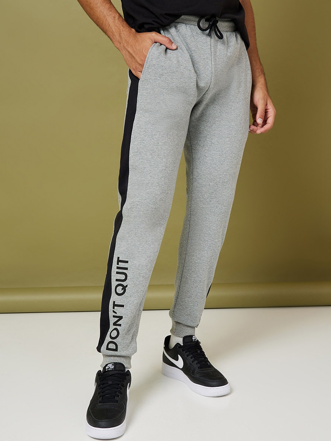 

Styli Men Colourblocked Slim Fit Joggers, Grey