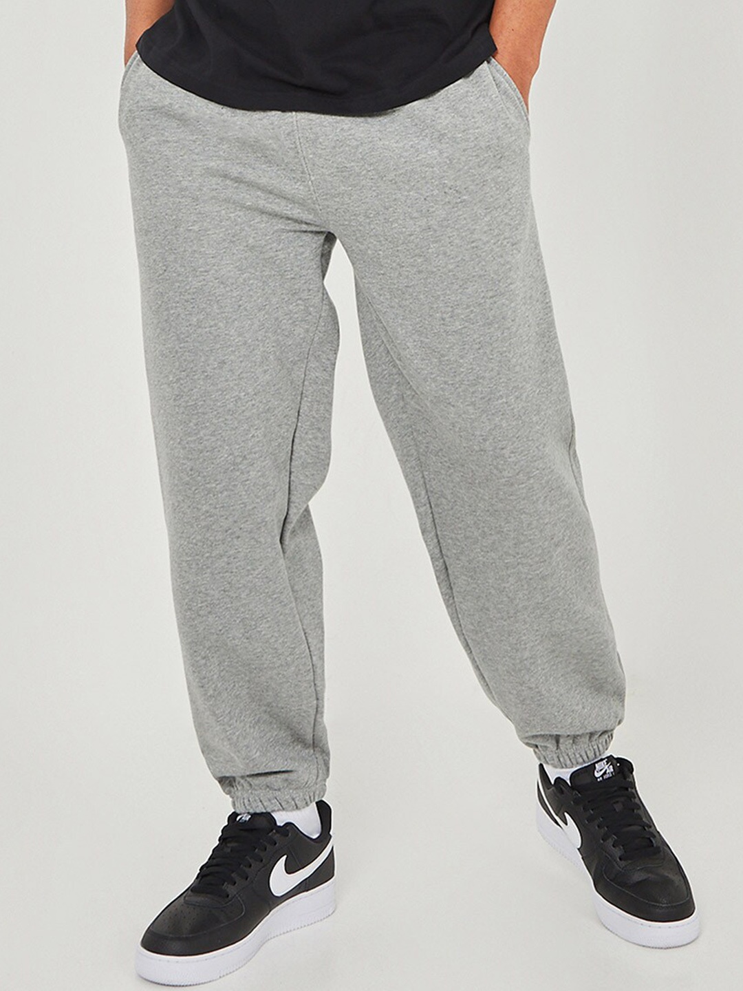 

Styli Men Cotton Relaxed Fit Terry Joggers, Grey
