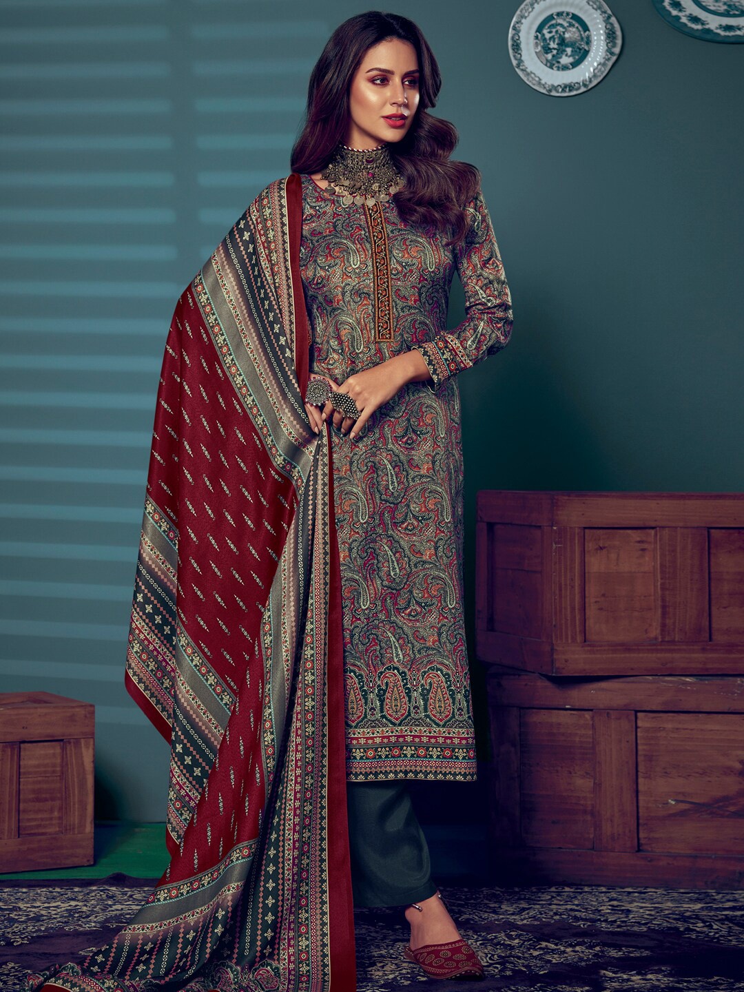 

Stylee LIFESTYLE Maroon & Grey Printed Unstitched Dress Material