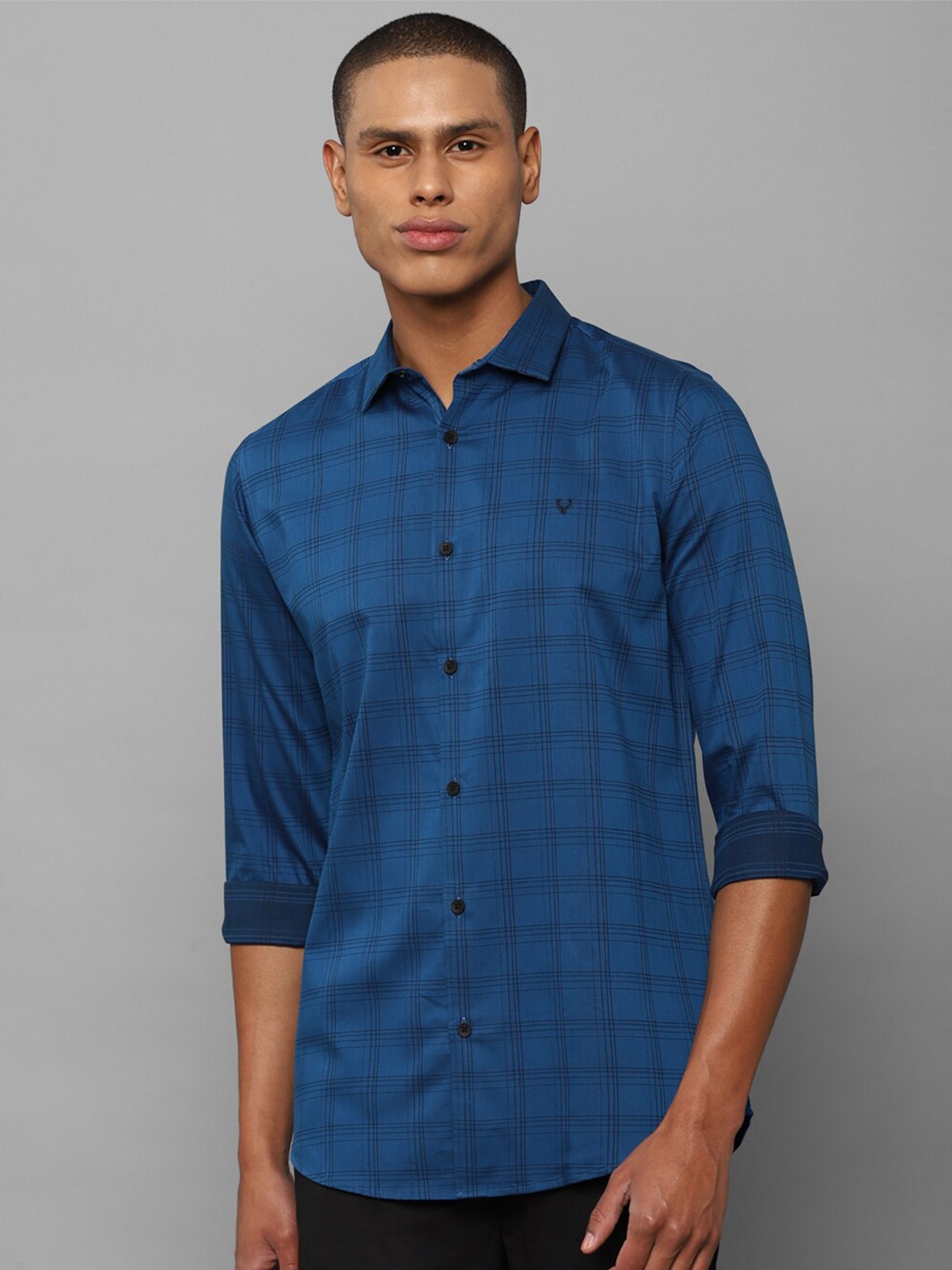 

Allen Solly Men Slim Fit Checked Cotton Casual Shirt, Blue