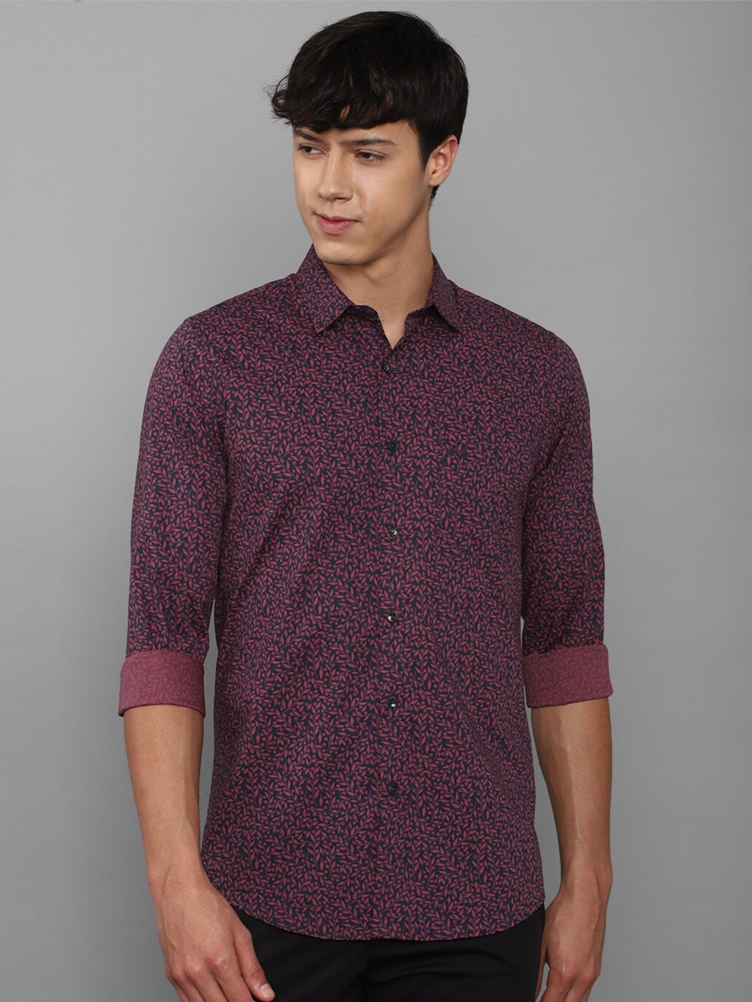 

Allen Solly Men Slim Fit Floral Printed Cotton Casual Shirt, Maroon
