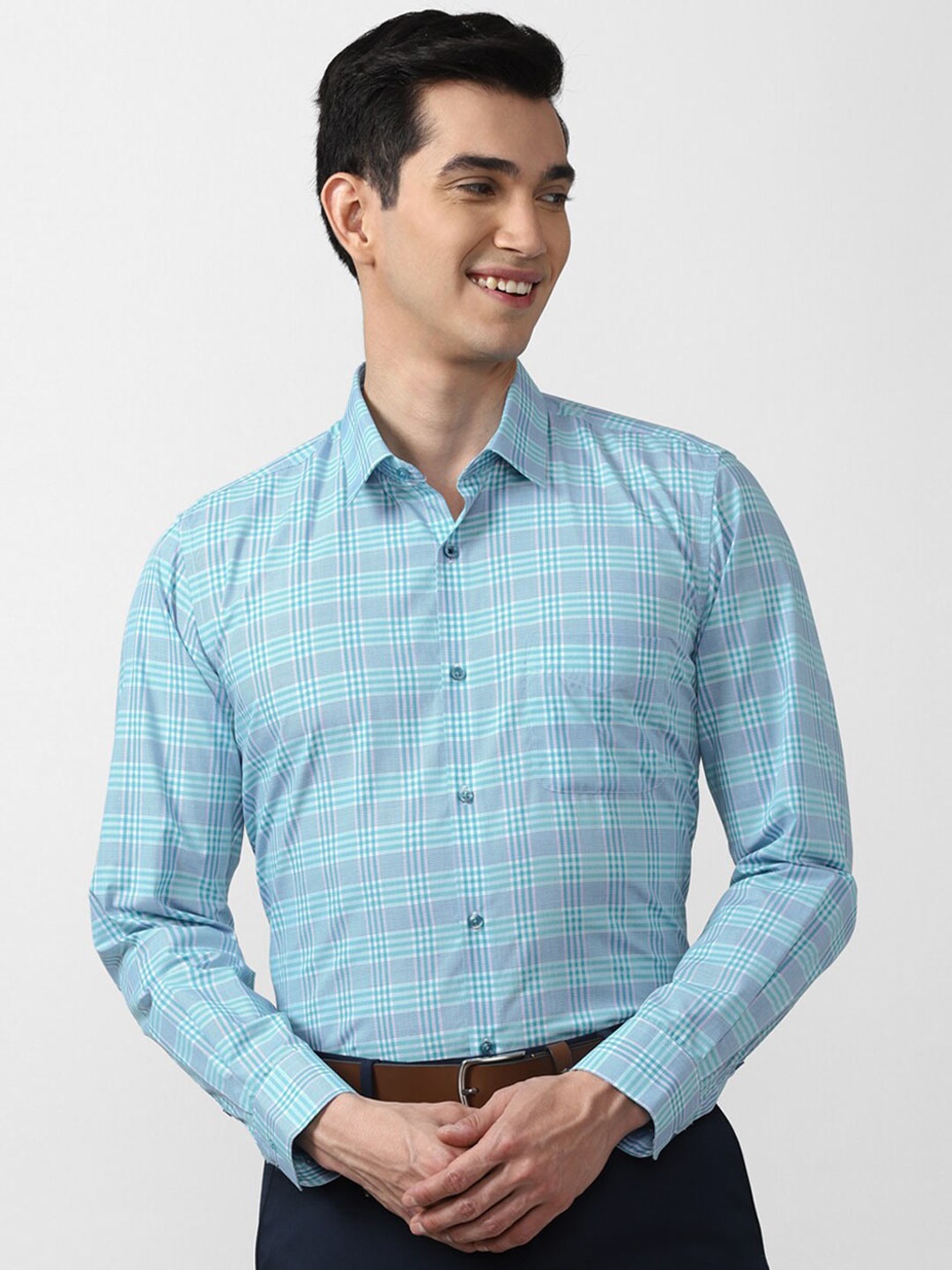 

Peter England Men Checked Formal Shirt, Blue