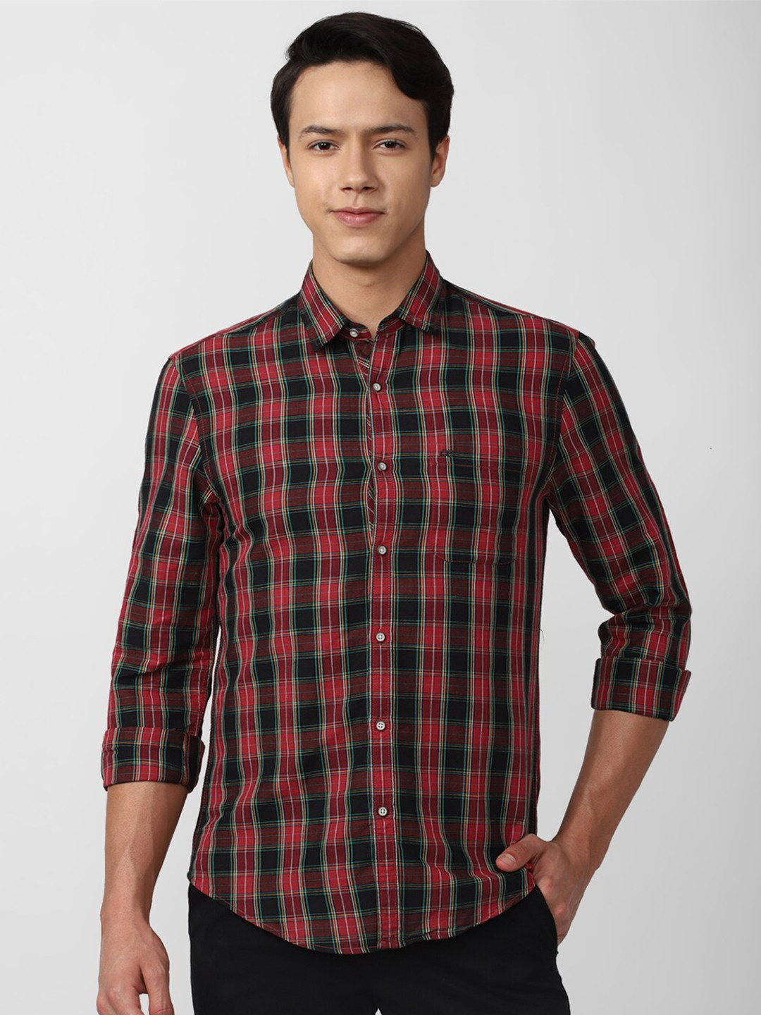 

Peter England Casuals Men Red Slim Fit Tartan Checked Casual Shirt