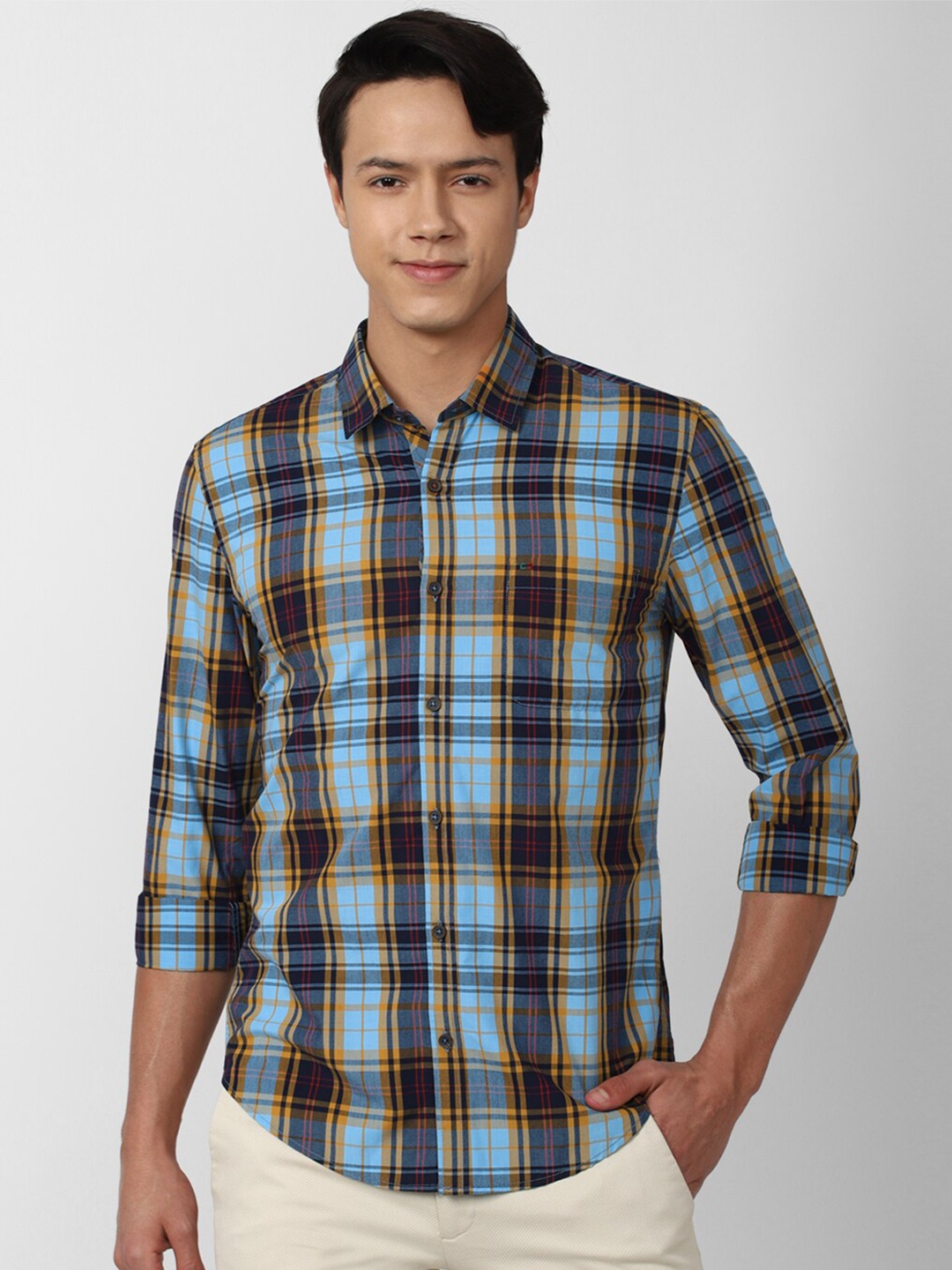 

Peter England Casuals Men Blue Slim Fit Tartan Checked Formal Shirt