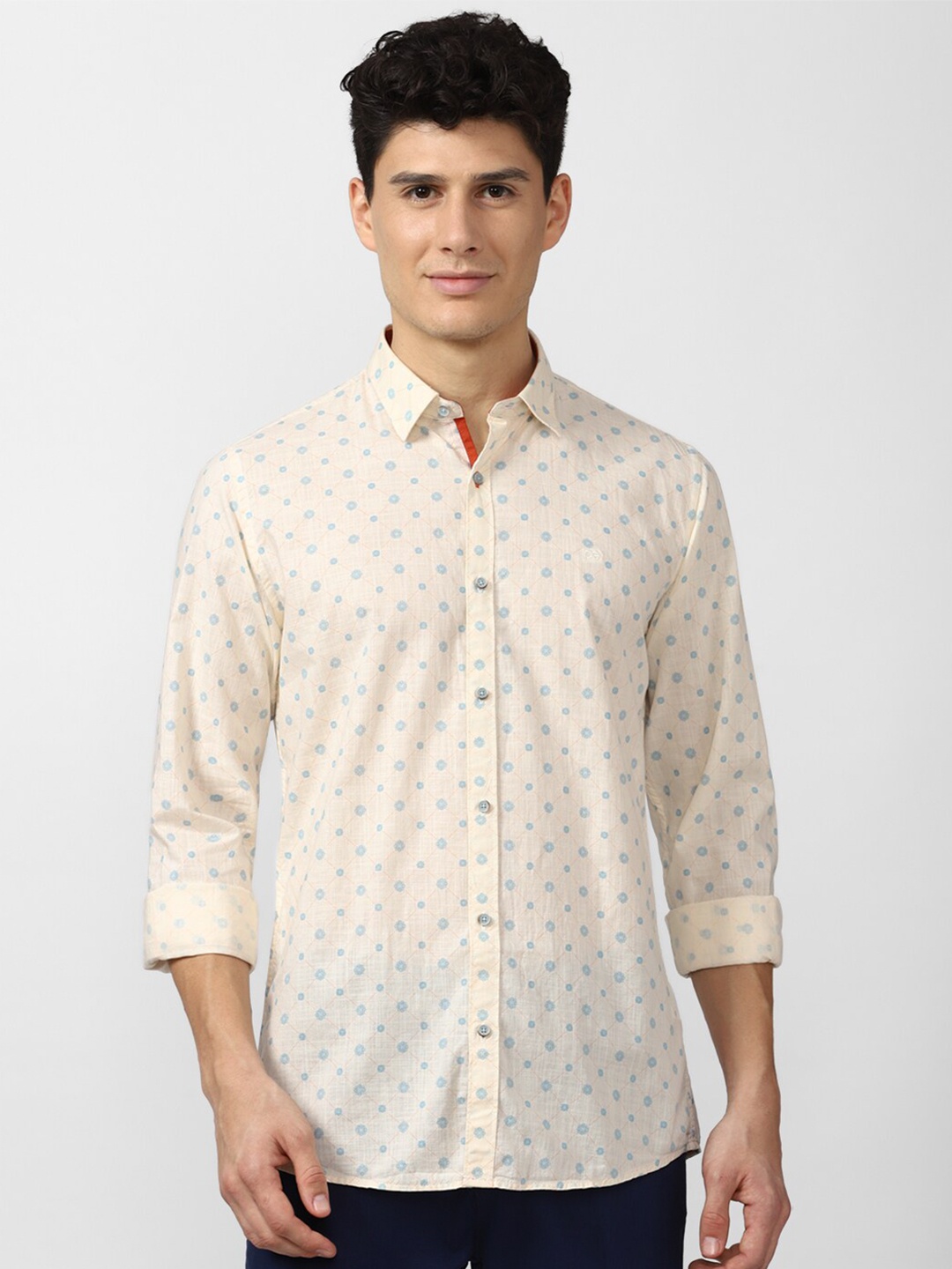

Peter England Casuals Men Slim Fit Printed Pure Cotton Casual Shirt, Cream