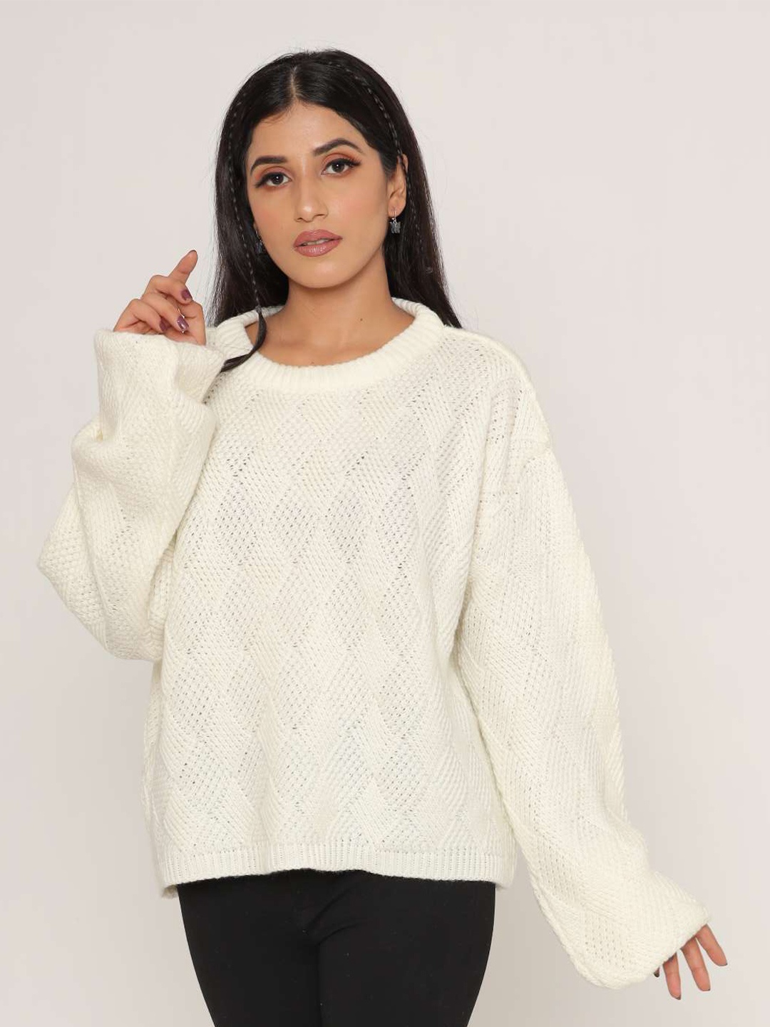 

KASMA Women White Open Knit Pullover