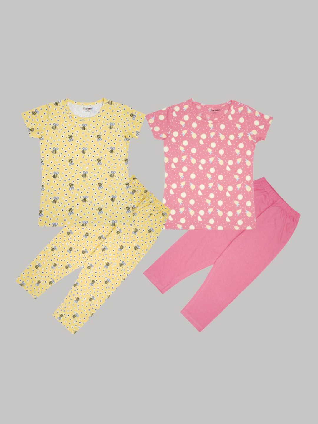 

Taatoom Girls Peach-Coloured & Yellow Pack of 2 Printed Pure Cotton Night suit