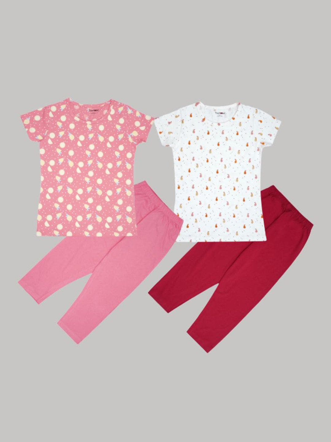 

Taatoom Girls Peach-Coloured & Off White Pack of 2 Printed Pure CottonNight suit