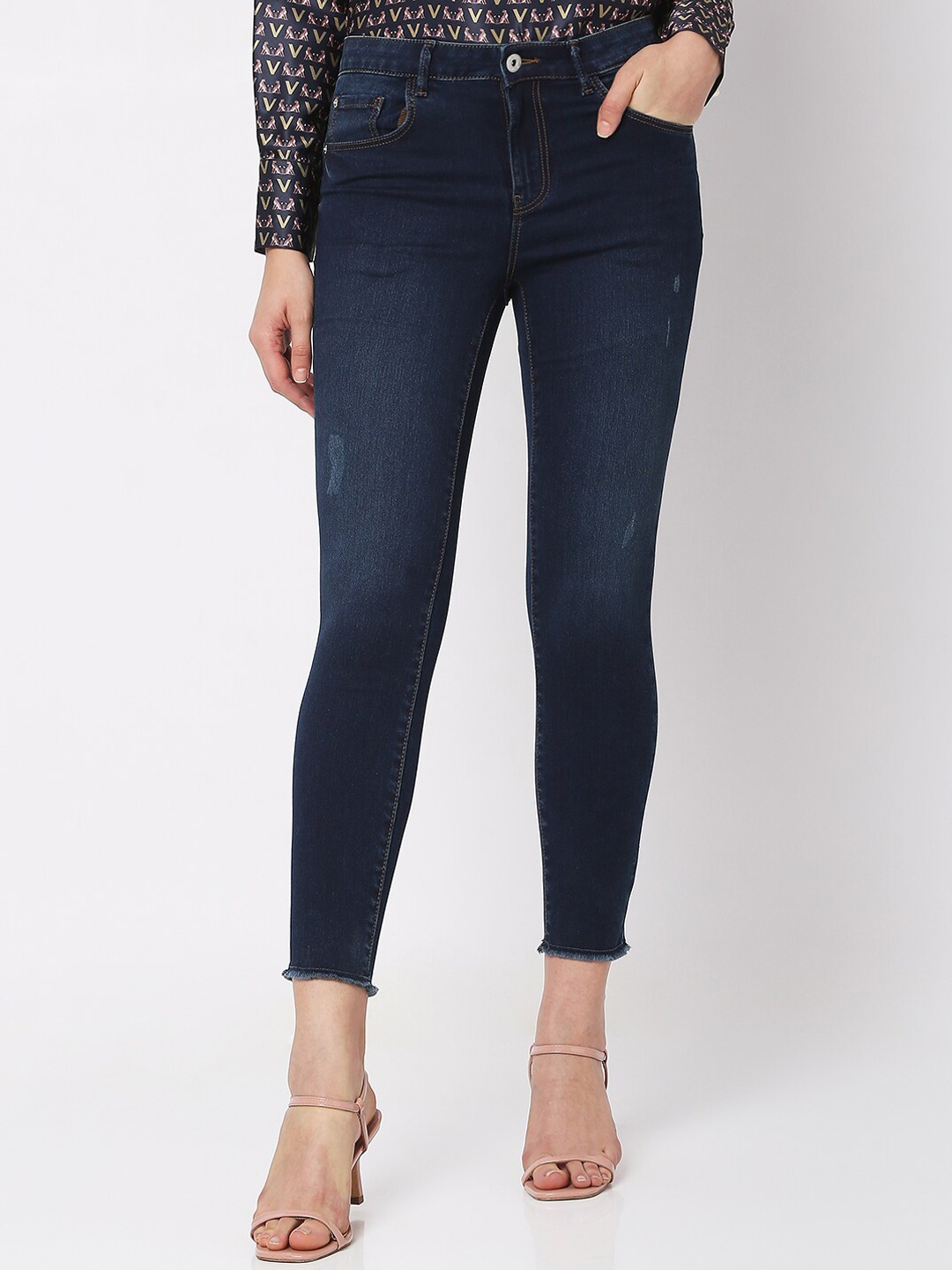 

Vero Moda Marquee Collection Women Blue Skinny Low Distress Light Fade Jeans