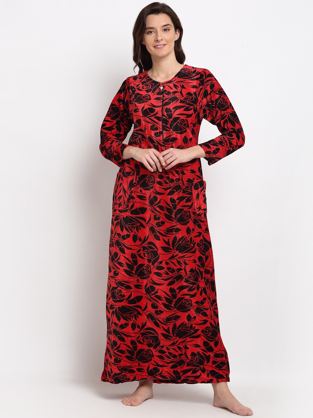 

GRACIT Red & Black Printed Maxi Nightdress