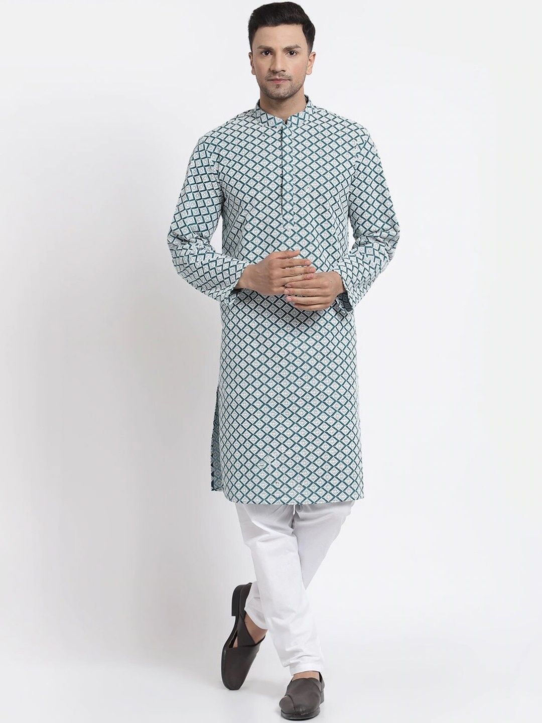 

MOHANLAL SONS Men Navy Blue Geometric Embroidered Kurta