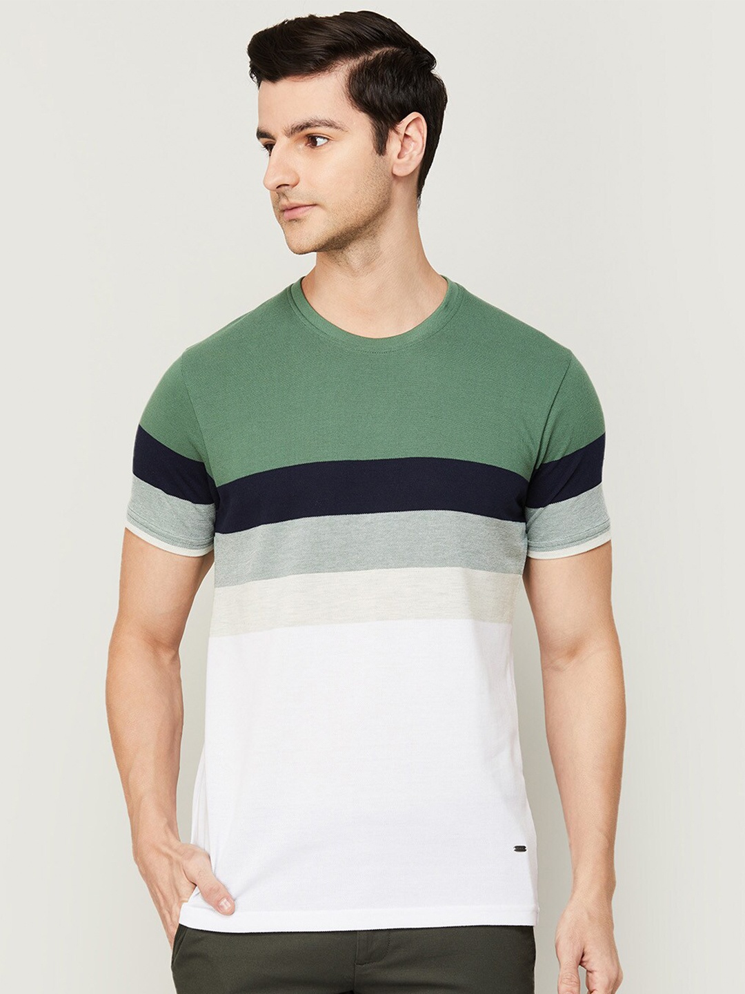 

CODE by Lifestyle Men Green & White Colourblocked Round Neck Cotton T-shirt