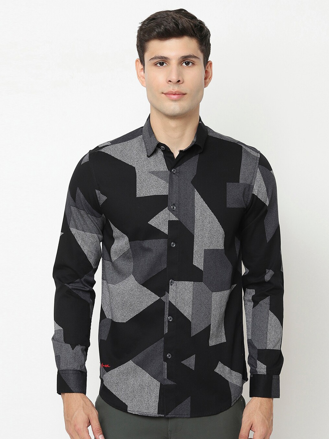 

Blue Buddha Men Black Printed Cotton Casual Shirt