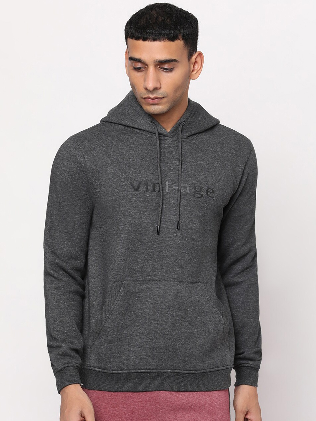 

YOONOY Men Charcoal Typography Printed Hooded Sweatshirt
