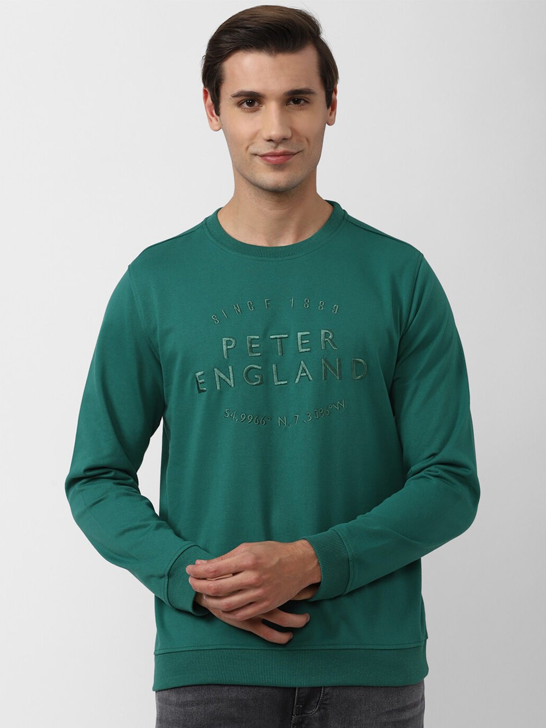 

Peter England Casuals Men Green Embroidered Sweatshirt