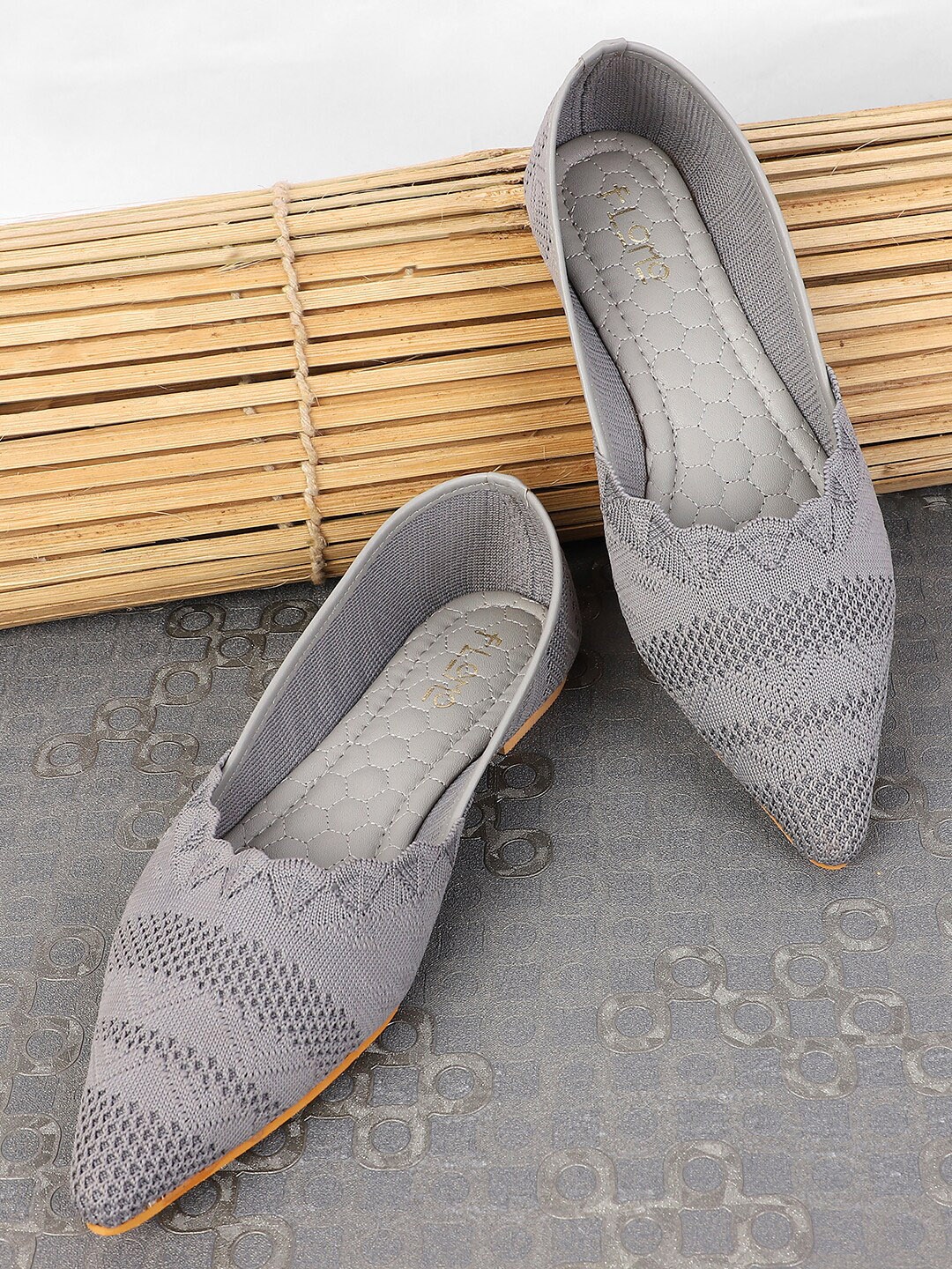 

FLOMO Women Grey Ballerinas Flats