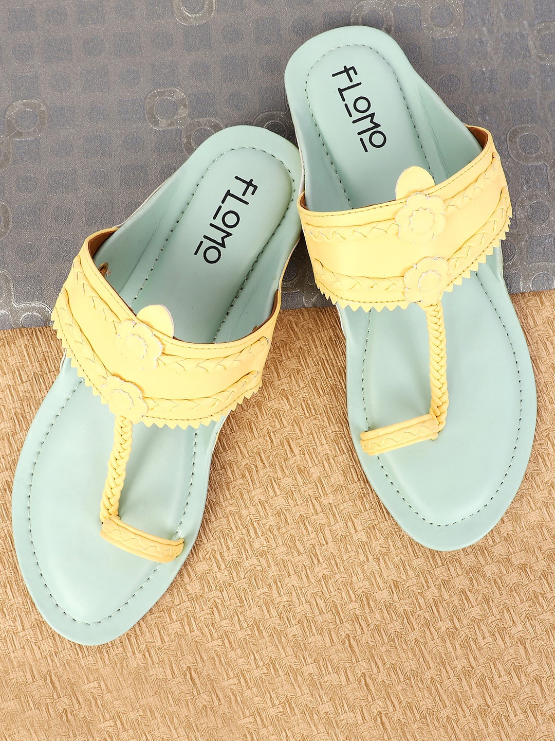 

FLOMO Women Yellow Ethnic One Toe Flats