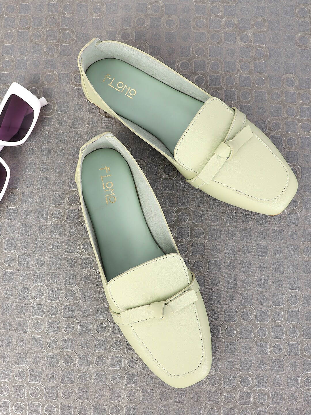 

FLOMO Women Green Ballerinas with Buckles Flats