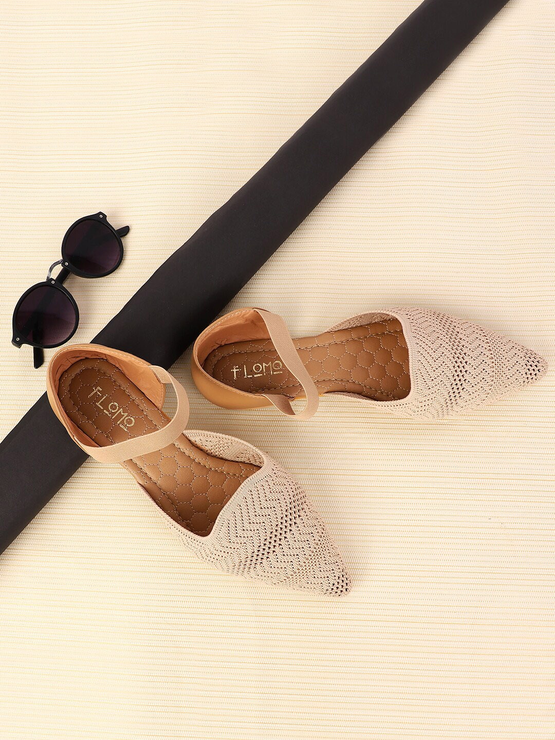 

FLOMO Women Cream-Coloured Textured Mules Flats