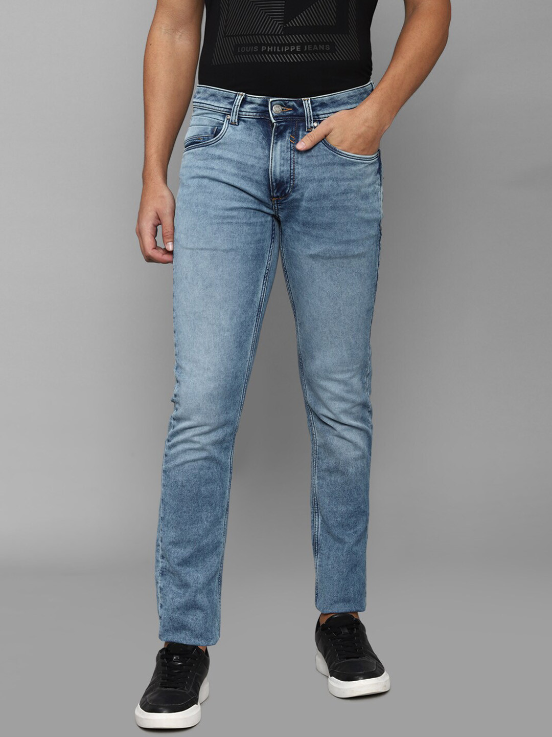 

Louis Philippe Jeans Men Blue Slim Fit Heavy Fade Jeans