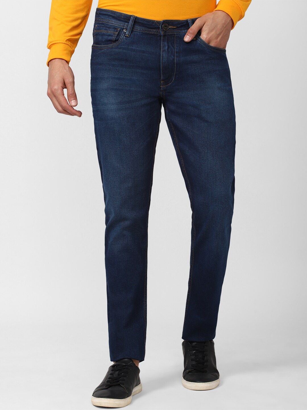 

Peter England Casuals Men Navy Blue Slim Fit Light Fade Jeans
