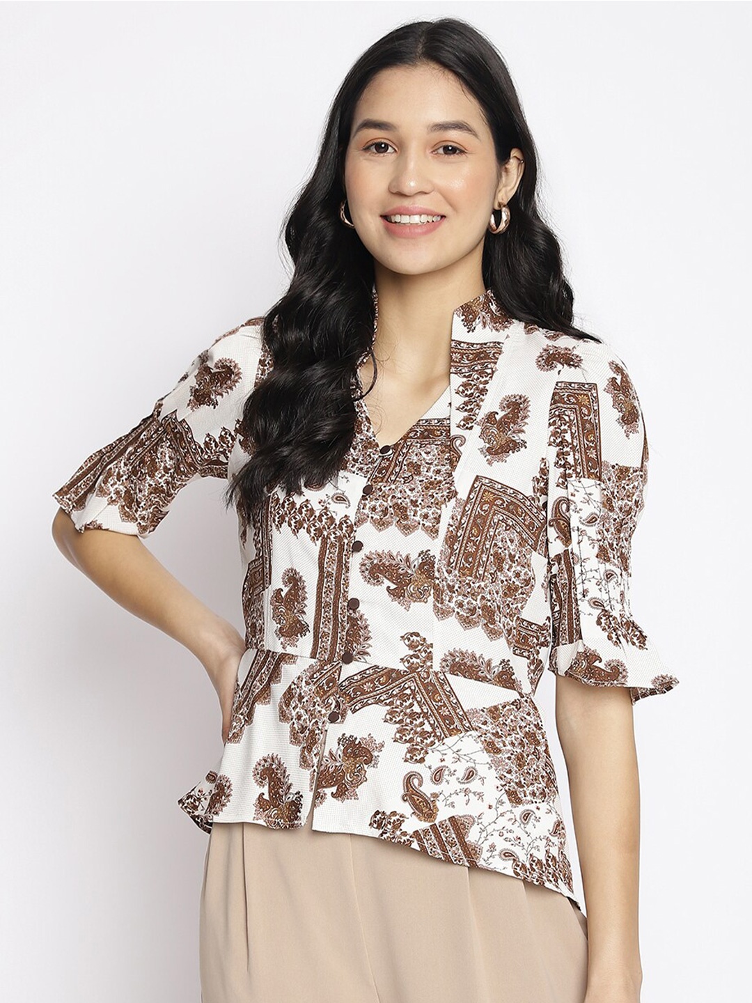 

Latin Quarters Women White & Brown Printed Top