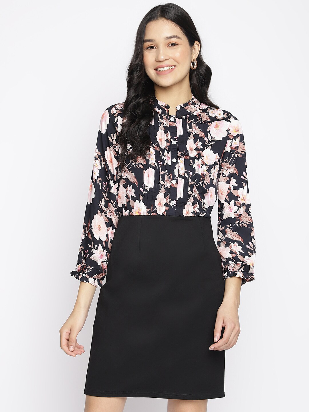 

Latin Quarters Black & Pink Floral Sheath Dress
