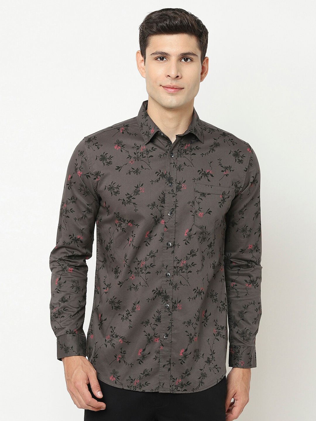 

Blue Buddha Men Grey Floral Printed Cotton Casual Shirt