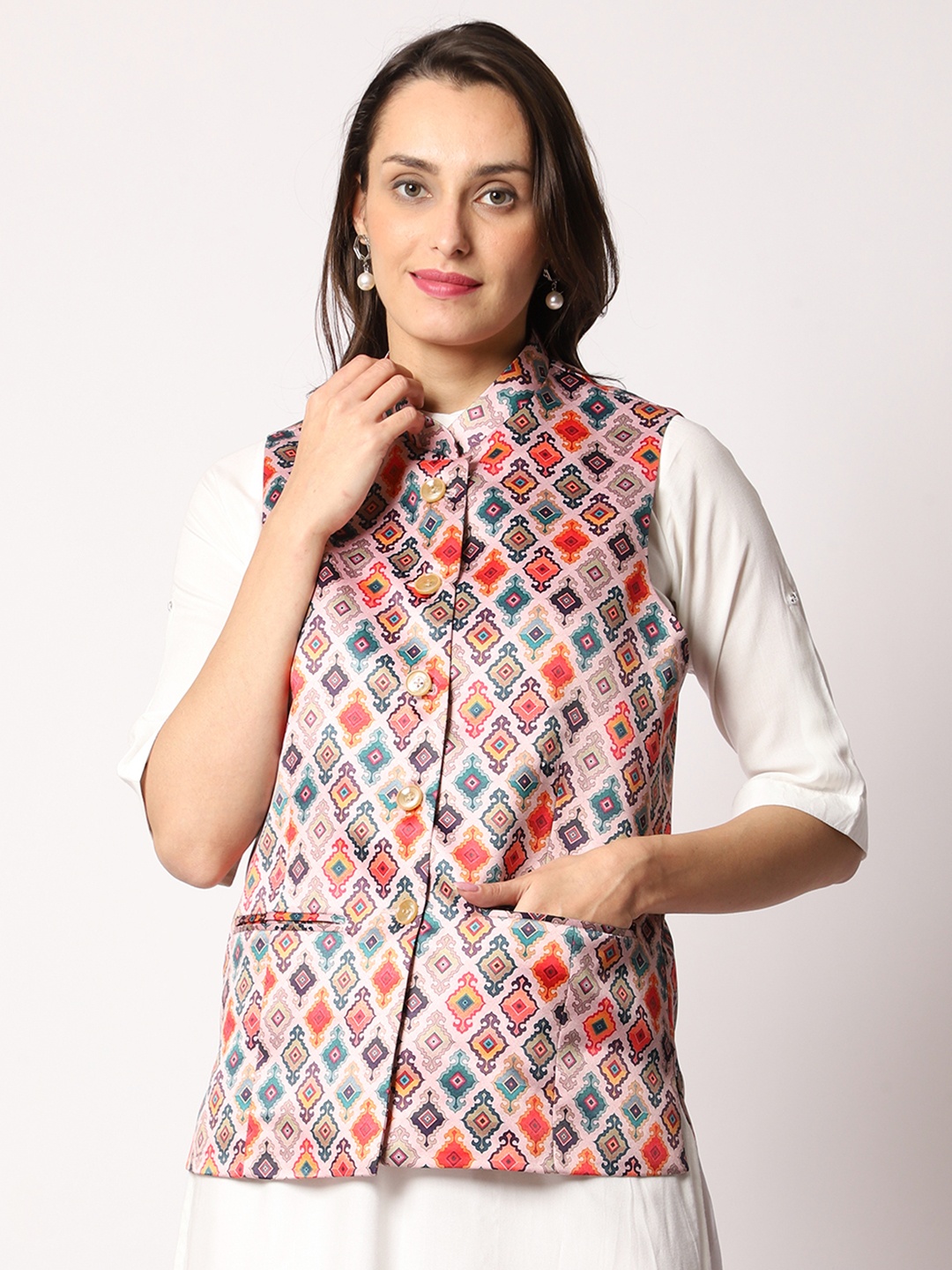 

Vastraa Fusion Women White & Red Woven Design Printed Nehru Jacket