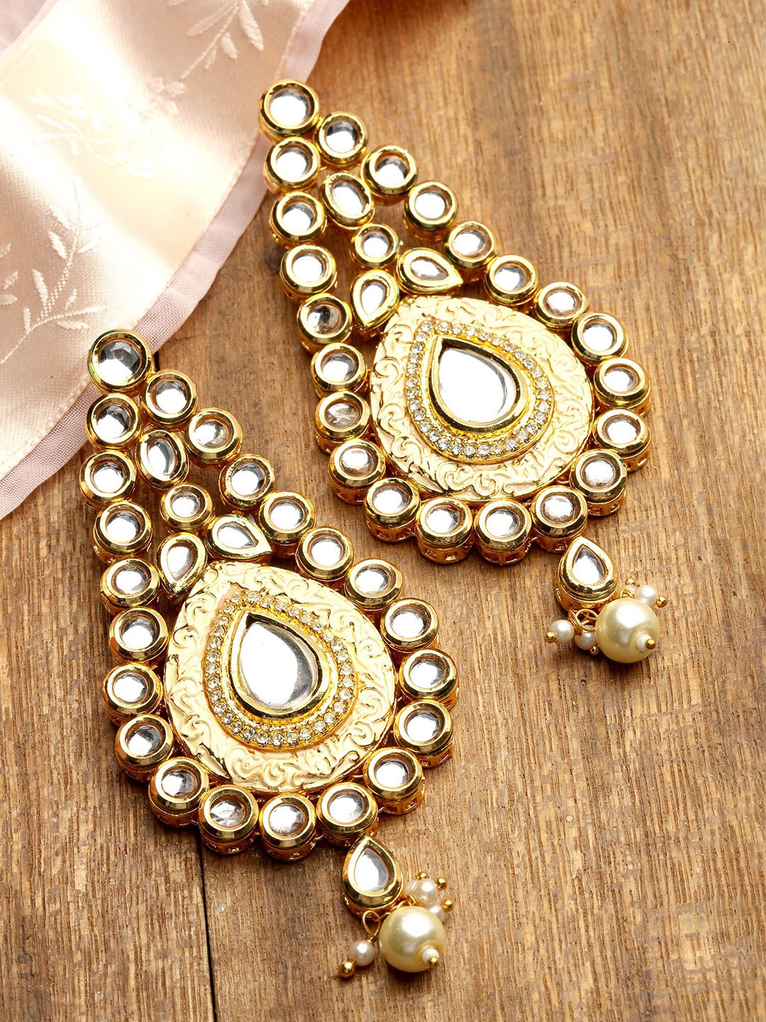 

KARATCART Women Gold-Toned Classic Drop Earrings