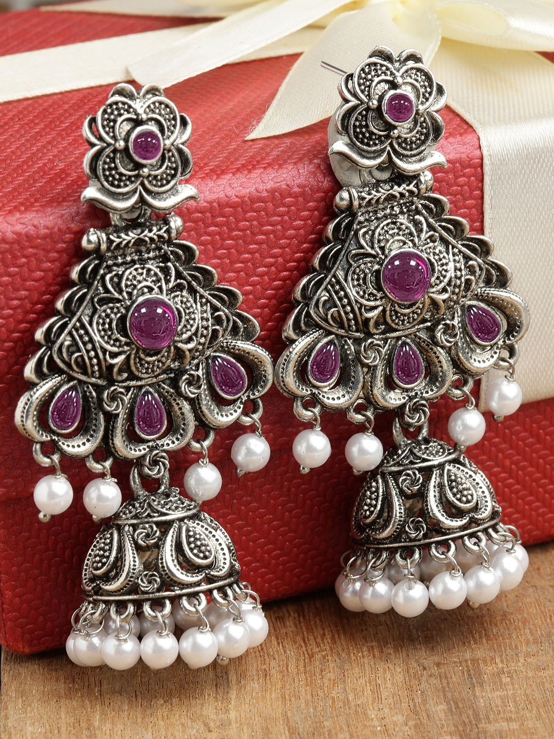 

KARATCART Oxidised Silver Red Dome Shaped Jhumkas Earrings