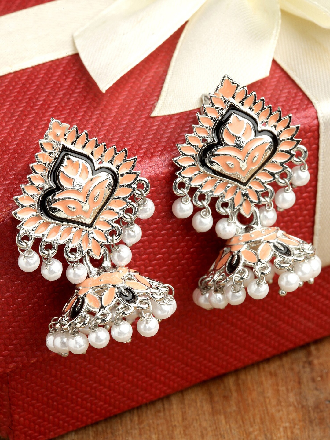 

KARATCART Women Silver Plated Peach-Coloured Dome Shaped Jhumkas Earrings