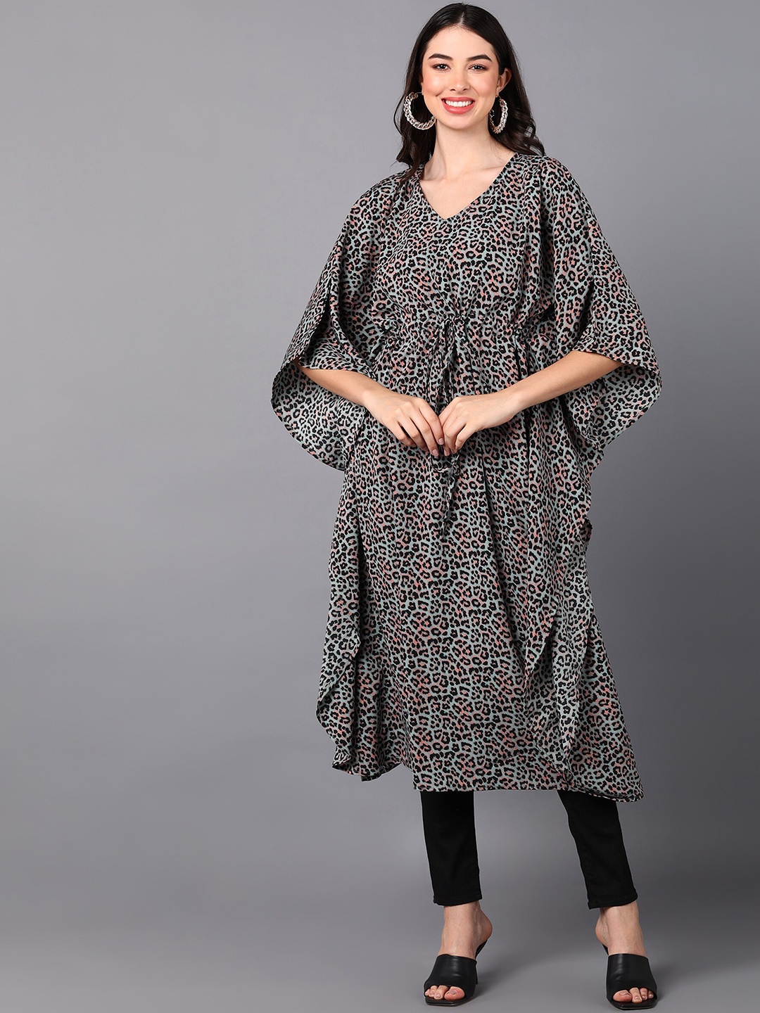 

Fashfun Women Printed Extended Sleeves Kaftan Kurta, Green
