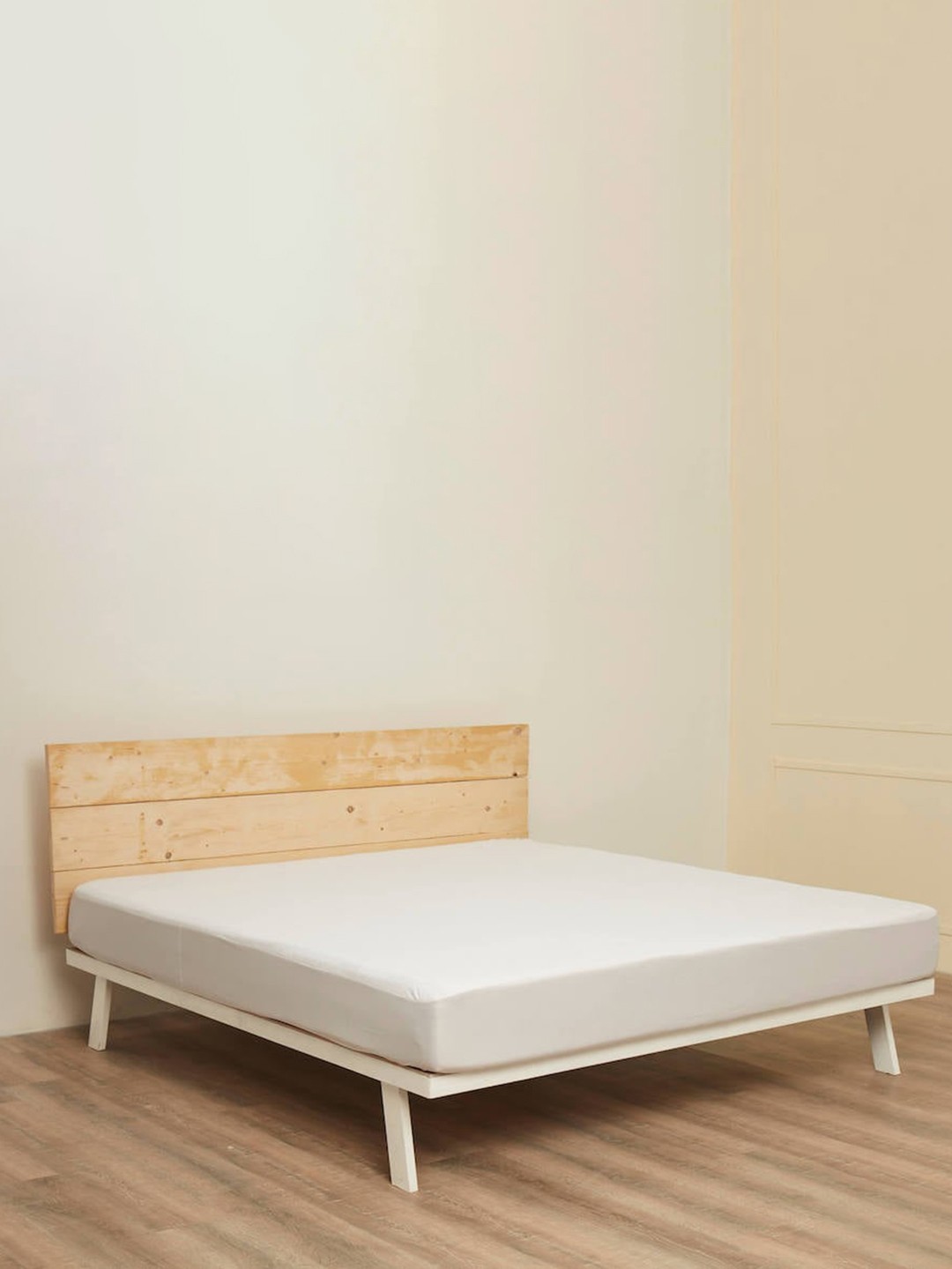 

wakefit Unisex White Solid Water-Proof Mattress Protector