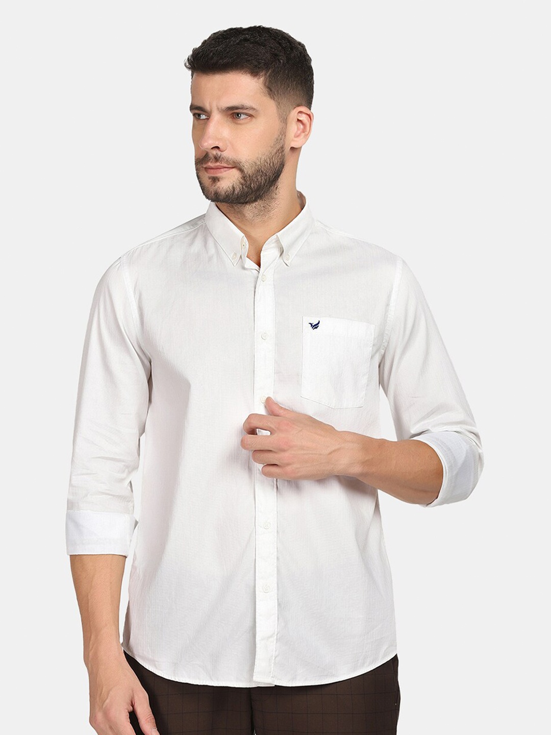 

Blackberrys Men White Cotton Solid Slim Fit Casual Shirt