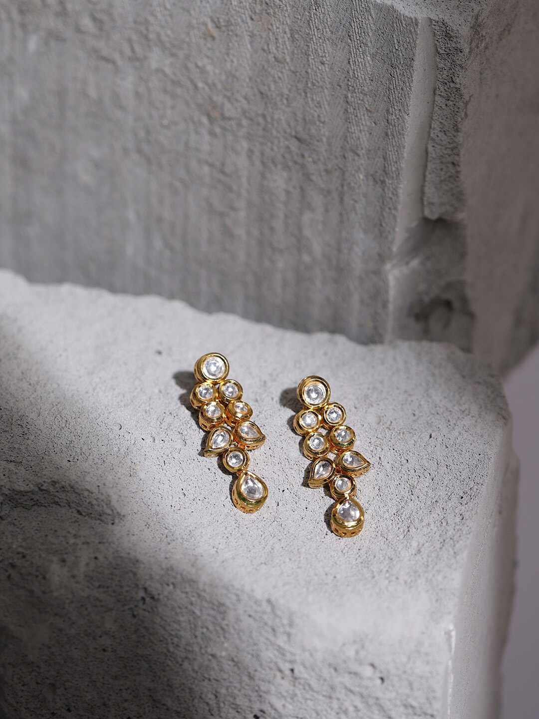 

Ruby Raang Gold-Toned & White Kundan Contemporary Gold-Plated Drop Earrings