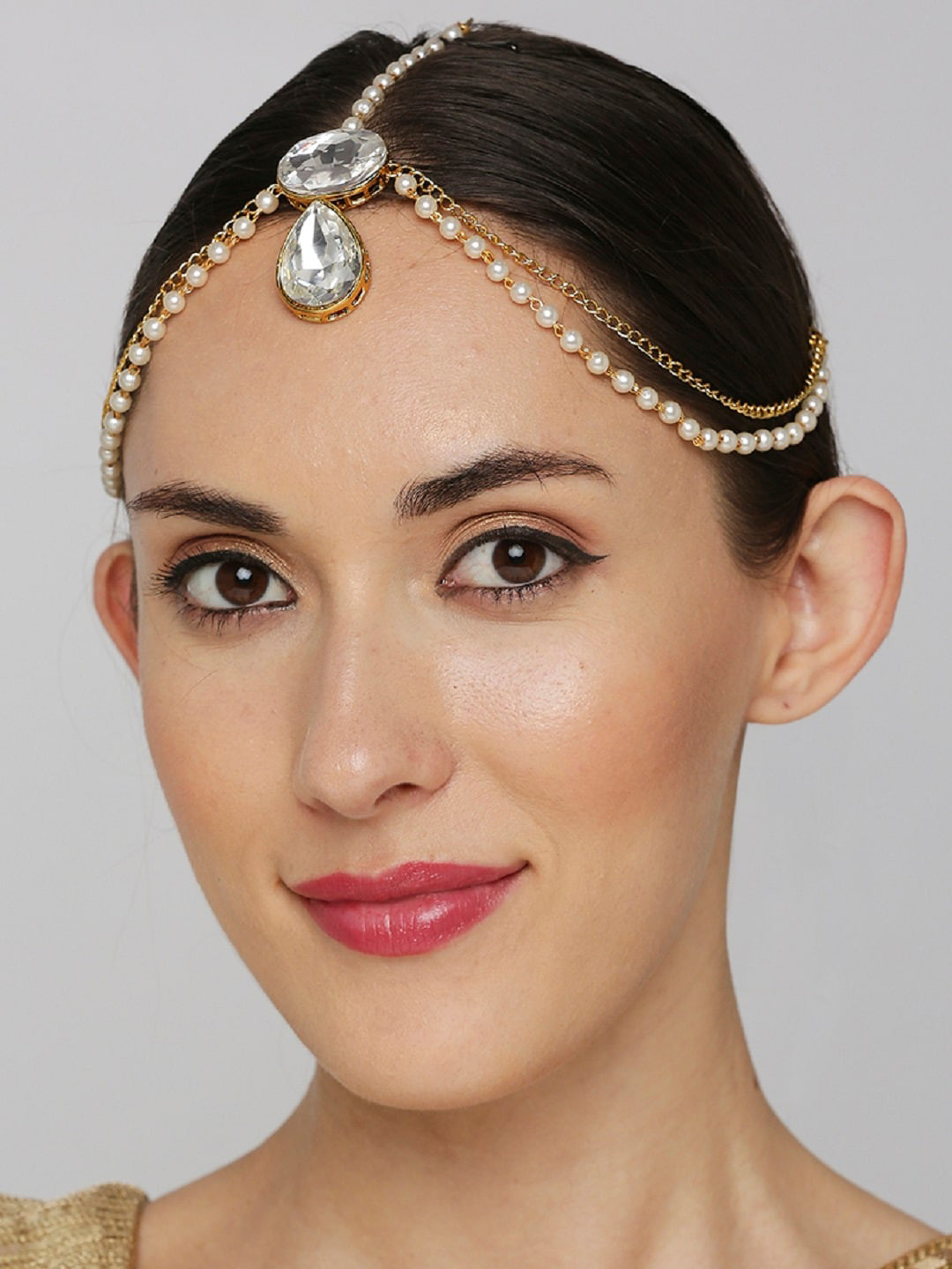 

OOMPH White & Gold-Toned Kundan Studded & Beaded Head Jewellery
