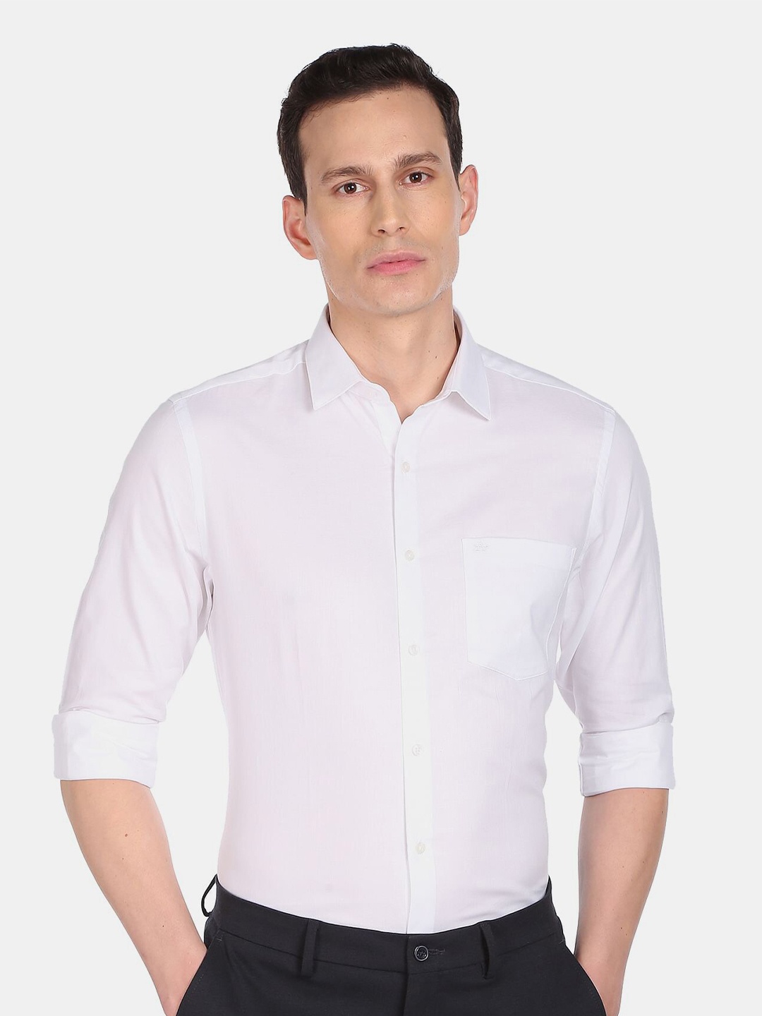

Arrow Men White Solid Cotton Regular Fit Formal Shirt