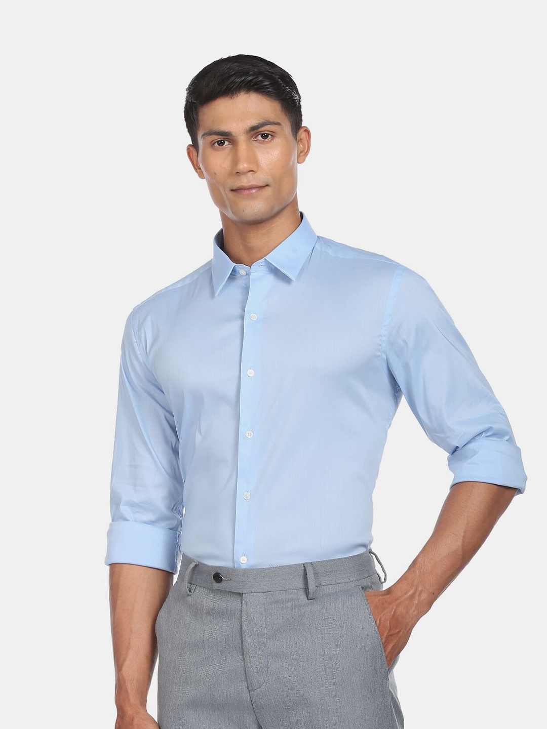 

Arrow New York Men Blue Solid Cotton Slim Fit Formal Shirt