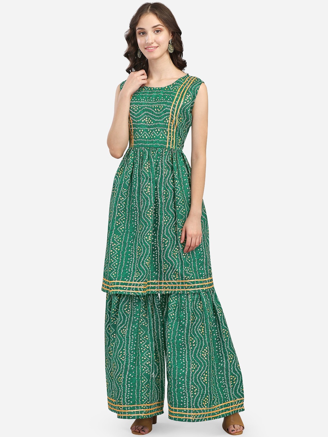 

GUFRINA Women Green Bandhani Printed Pleated Kurta with Sharara