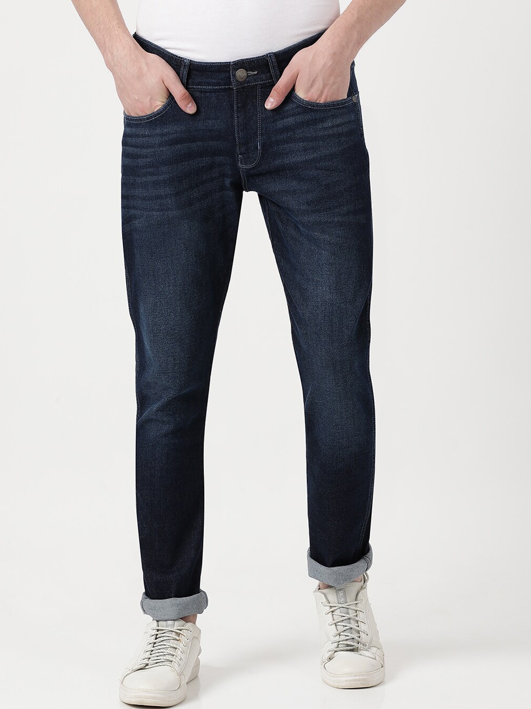 

Wrangler Men Blue Vegas Skinny Fit Low-Rise Low Distress Light Fade Stretchable Jeans