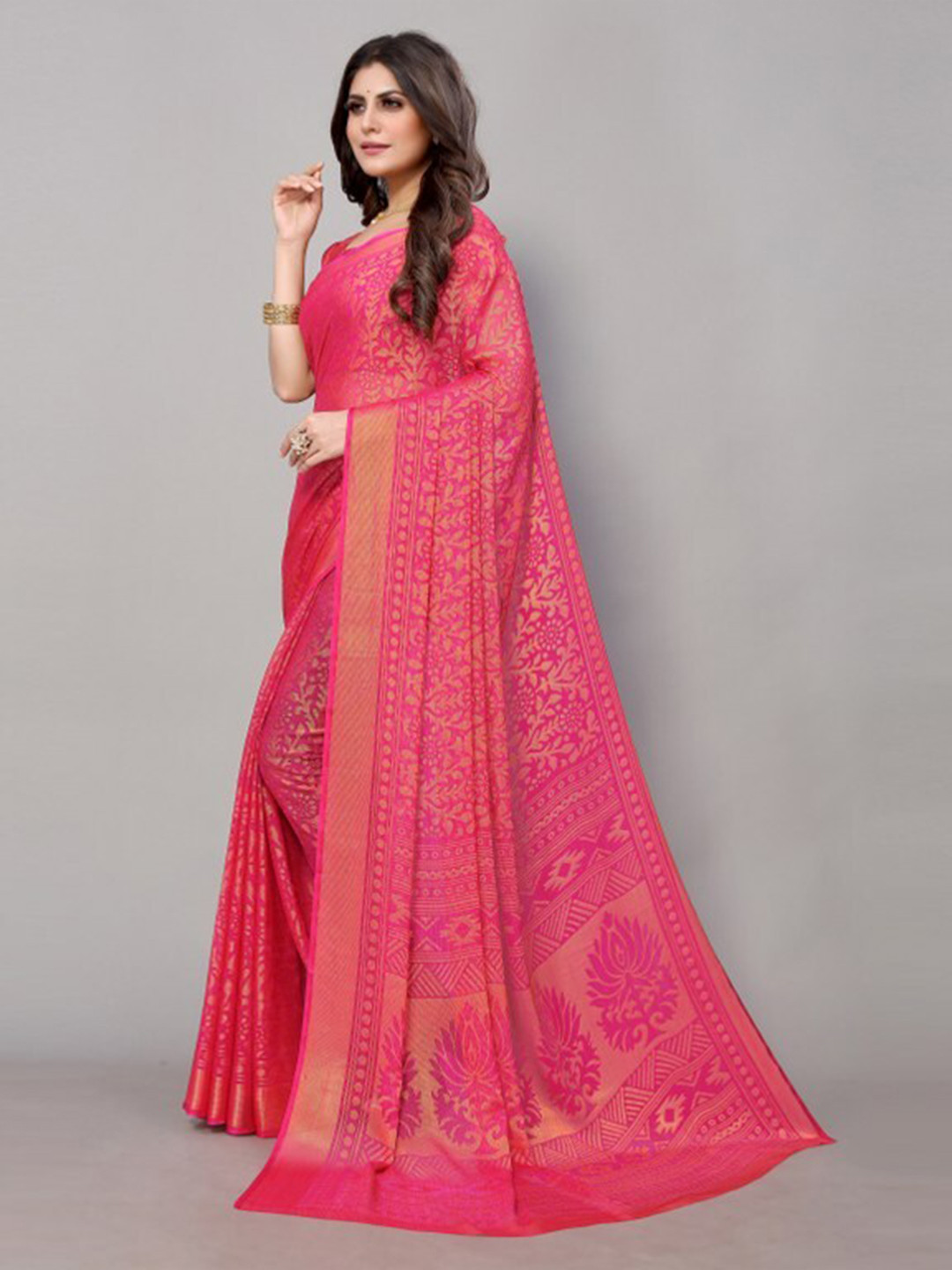 

Yashika Pink & Beige Floral Printed Brasso Saree