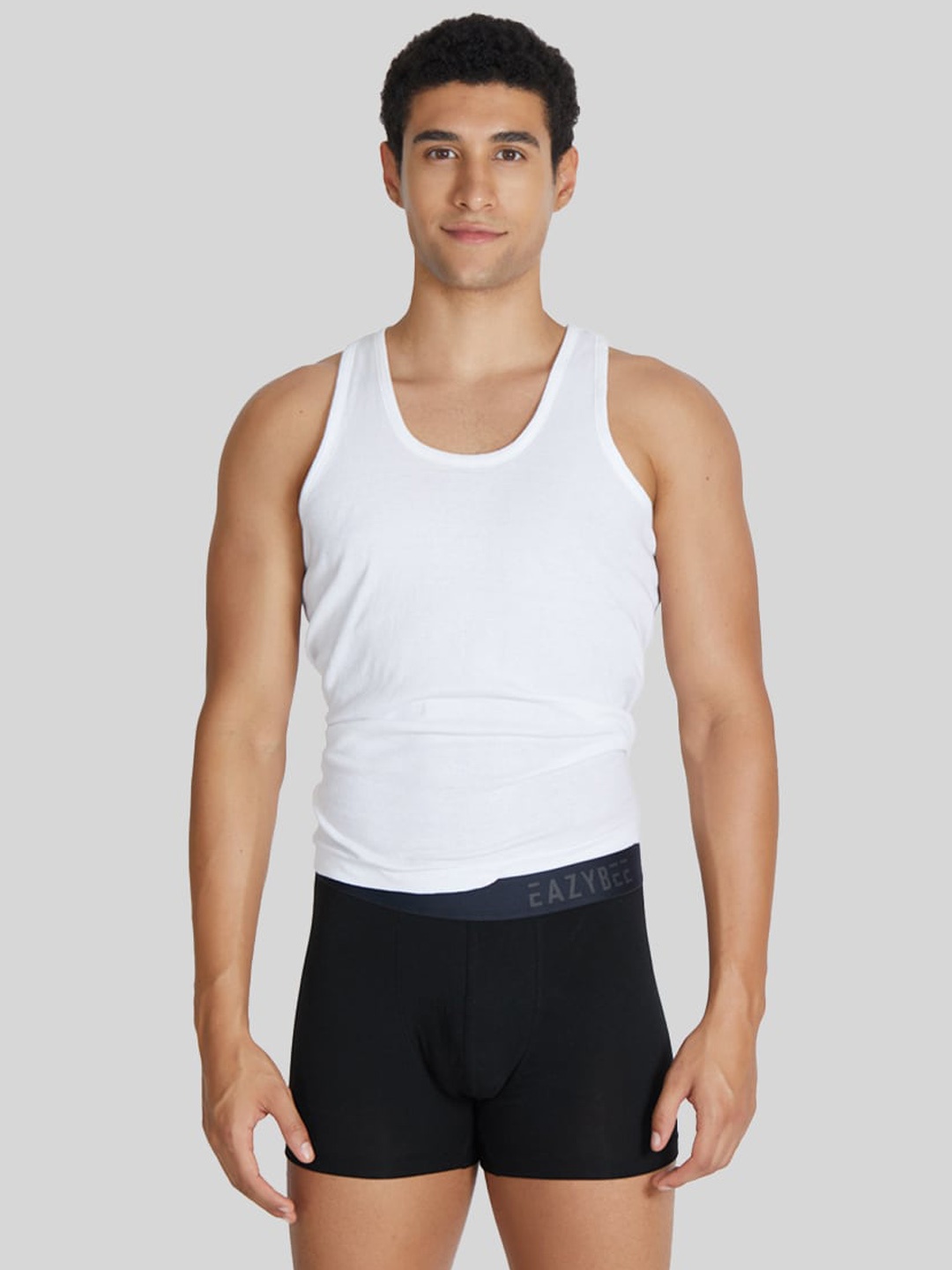 

Eazybee Men Black Solid Trunk EZT1B
