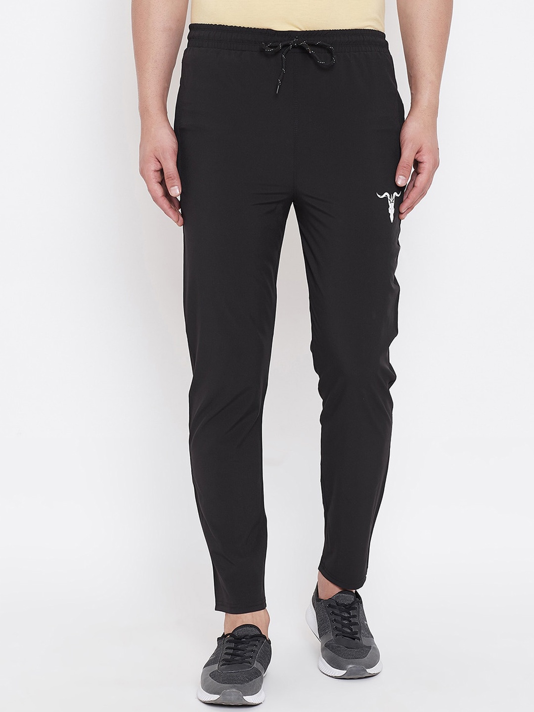 

Bitterlime Men Black Solid Slim-Fit Track Pants